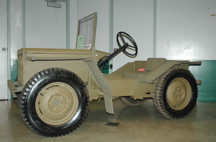 From Mini Jeeps To Tracked Crawlers: Crosley’s Compact Wwii Machines 