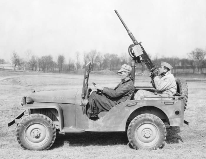 Bantam and Willys Recon Cars of WWII: A Photographic Study of Early ...