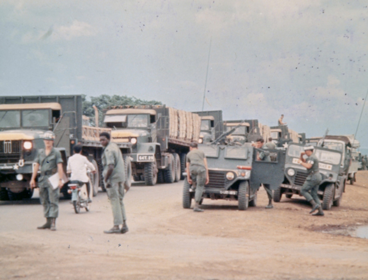 M151 ‘MUTT’ In Vietnam and the Cold War Military Trader/Vehicles